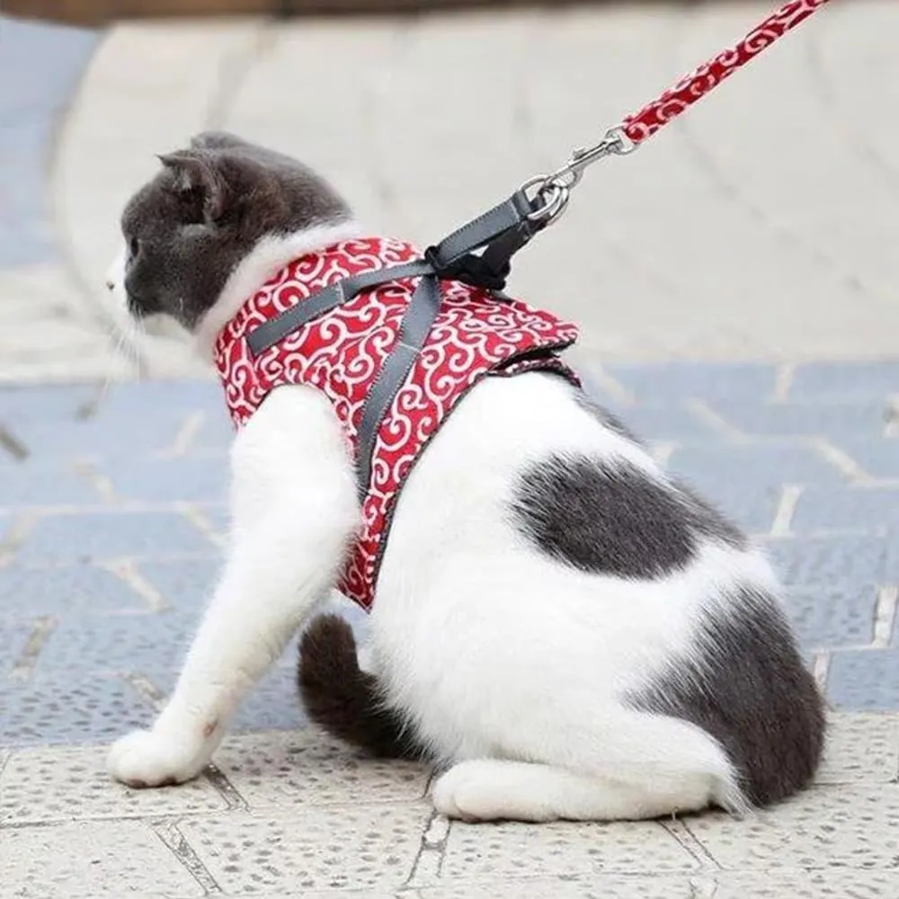 Cat Dogs Vest Harness and Leash, Anti-Break Away Chest Strap, Cats Clothes, Breathable Cat Harness Set, Escape Proof Soft Adjustable Vest Harnesses for Cats for Girl&Boy Cat Walking (Green, s)